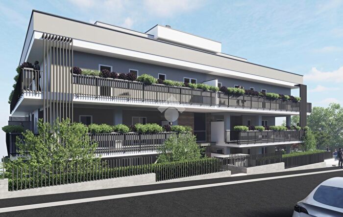 Appartamento quadrilocale in vendita in Via Cesare Battisti, Fonte Nuova