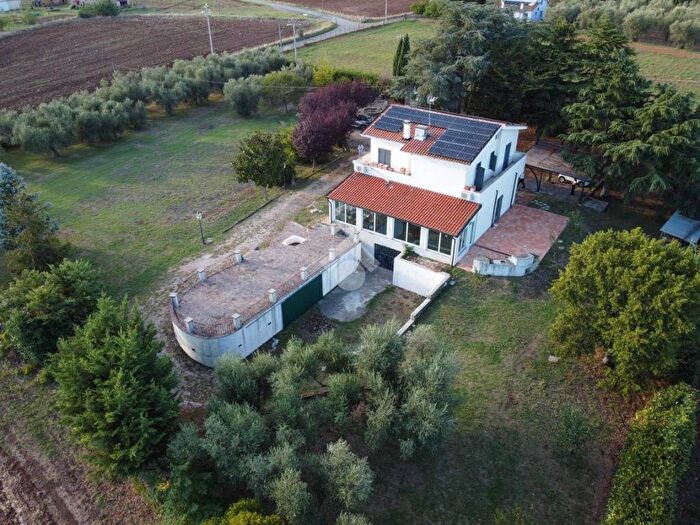 Casa con 5 locali in vendita in Strada san cataldo, Teverina, Viterbo