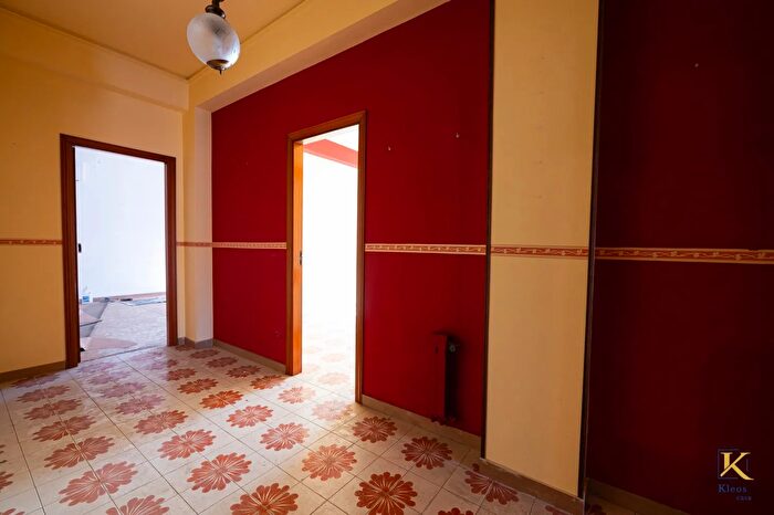 Appartamento con 8 locali in vendita in Via G Cascino, Vittoria