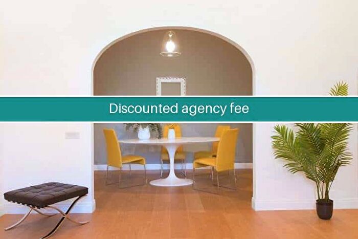 Appartamento bilocale in affitto in Lungarno della Zecca Vecchia, Santa Croce, Firenze