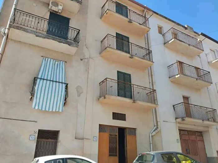 Casa trilocale in vendita in Via Cristoforo Colombo, Tusa