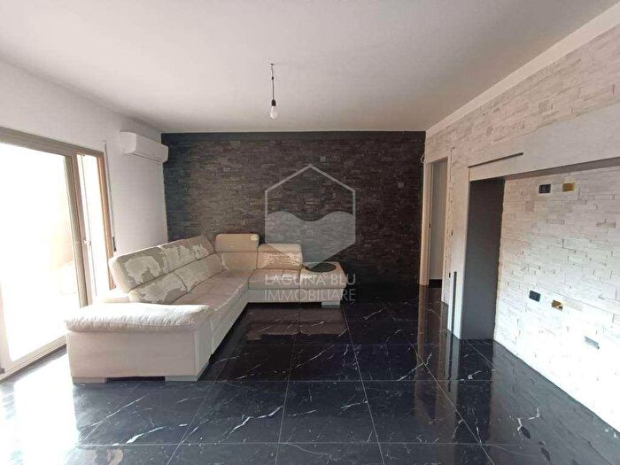 Appartamento trilocale in vendita in Via Dante Alighieri, Marsala