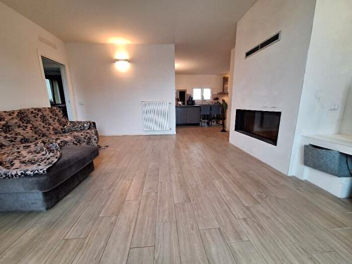 Casa trilocale in vendita in Via San Rocco, Corno Giovine