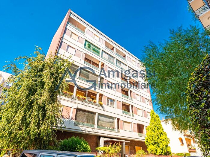 Appartamento trilocale in affitto in Via Novembre, San Paolo, Bergamo