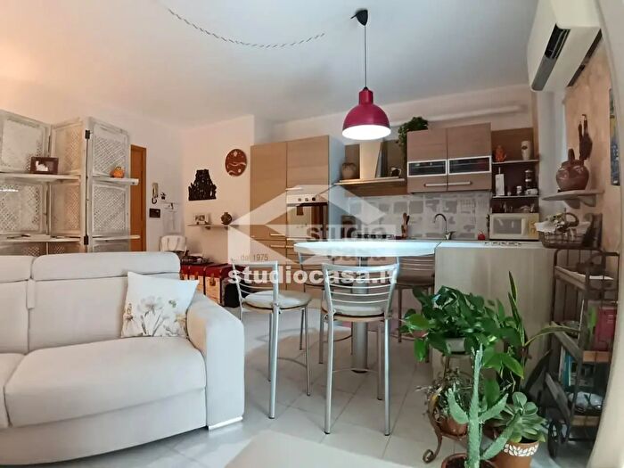 Appartamento bilocale in vendita in Via Roma, Palazzo Pignano