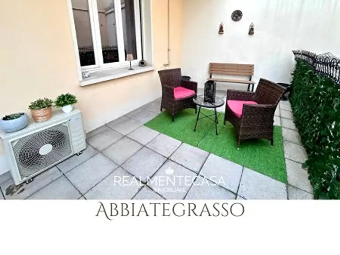 Appartamento trilocale in vendita in Piazza Guglielmo Marconi, Abbiategrasso
