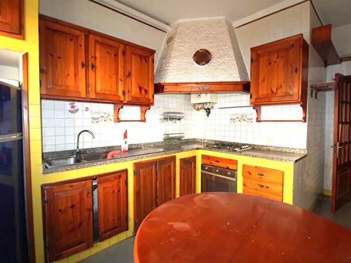 Appartamento con 5 locali in vendita in Poggibonsi