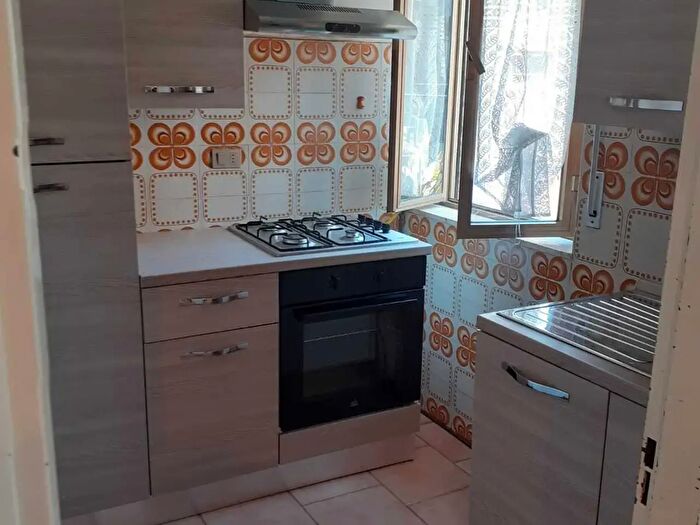 Appartamento trilocale in affitto in Viareggio