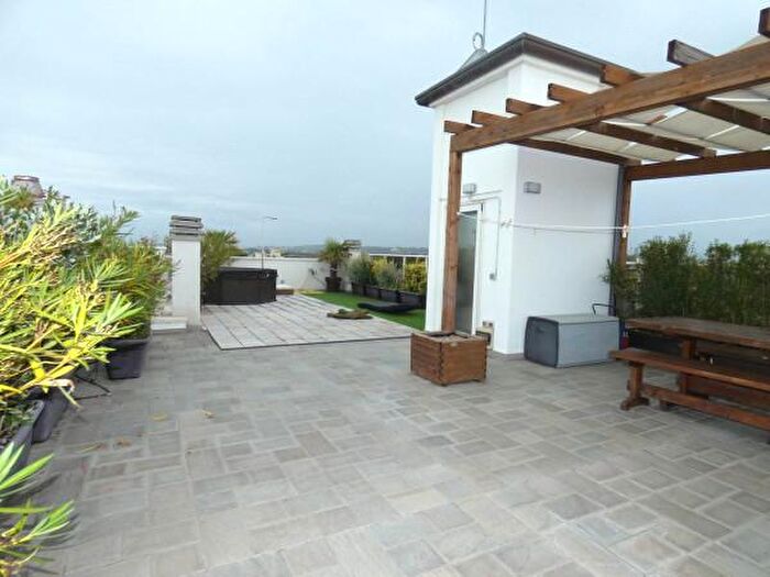 Appartamento quadrilocale in affitto in Viale Torquato Tasso, Riccione