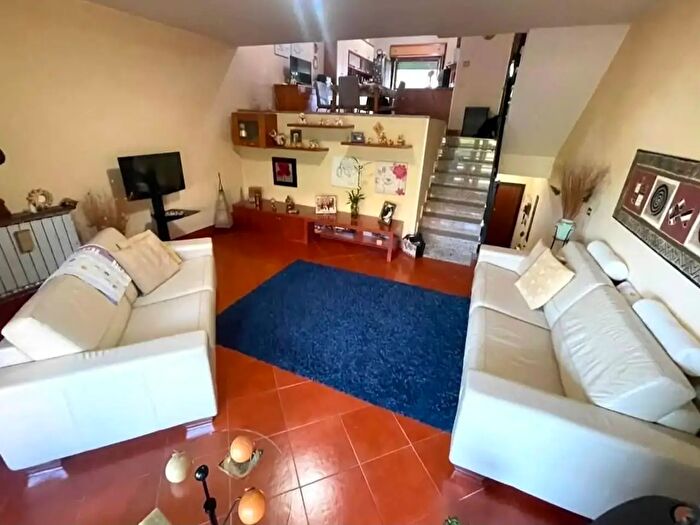 Casa quadrilocale in vendita in Via Sicilia, Alatri