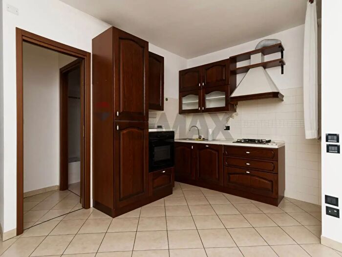 Appartamento trilocale in vendita in Via Giuseppe Monti, Milano