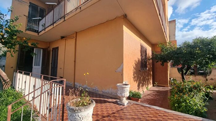 Appartamento quadrilocale in vendita in Via San Paolino, Milazzo