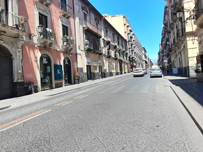 Casa con 6 locali in affitto in Borgo, Catania