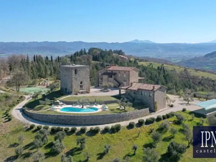 Casa con 6 locali in vendita in Monte Santa Maria Tiberina