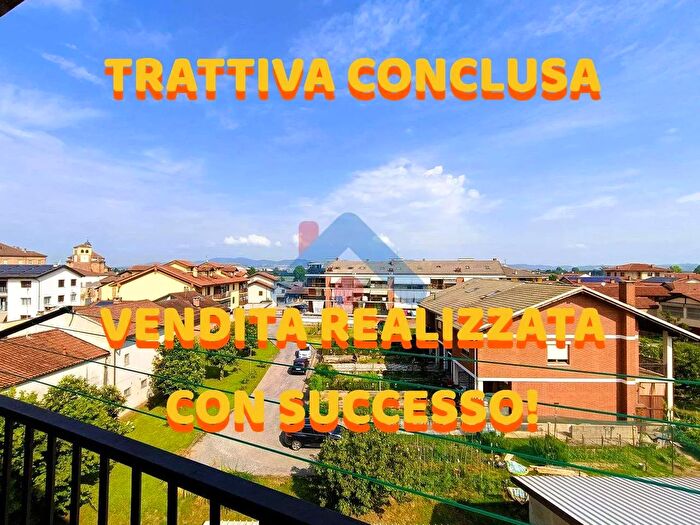 Appartamento trilocale in vendita in Via Vittorio Veneto, Riva Presso Chieri