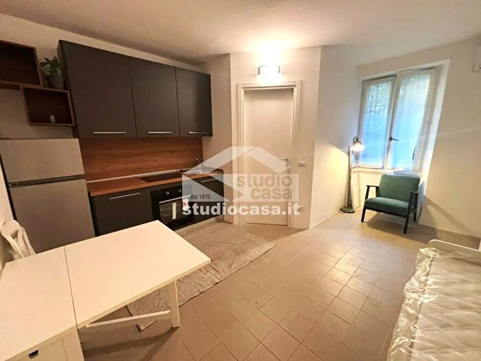 Appartamento monolocale in affitto in Via Custodi Pietro, Milano
