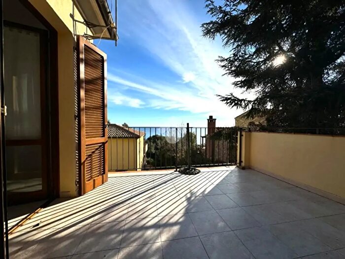 Appartamento bilocale in vendita in Lungomare Monte Santo, Baunei