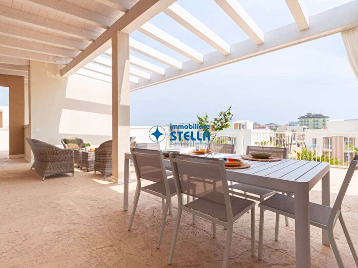 Appartamento trilocale in affitto in Via dellAngelo, Lido Est, Jesolo