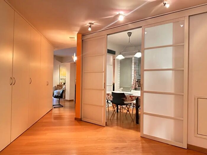 Appartamento quadrilocale in vendita in Piazza Guido Rossa, Modena