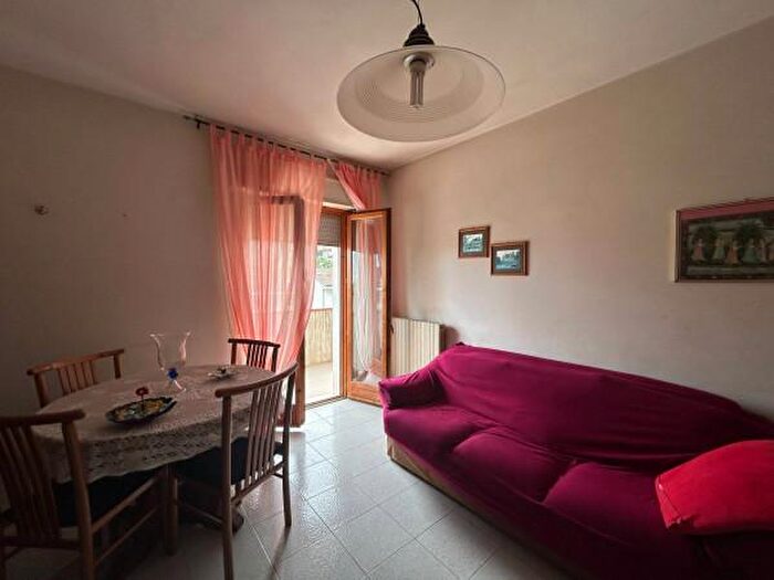 Appartamento con 5 locali in vendita in Via Vincenzo Pagani, Fermo