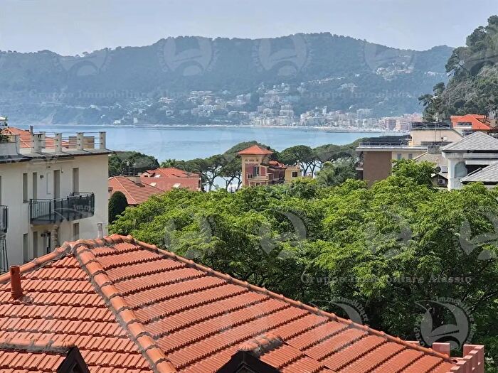 Appartamento quadrilocale in vendita in Via Leondardo da Vinci, Alassio