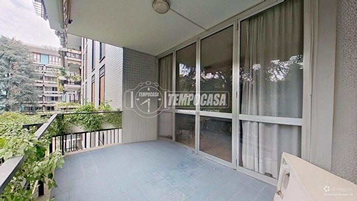 Appartamento quadrilocale in vendita in Via Volturno Cedri, Brugherio