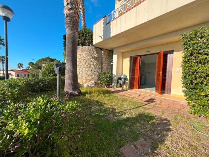 Appartamento trilocale in vendita in Via Paneduro, Bonifati