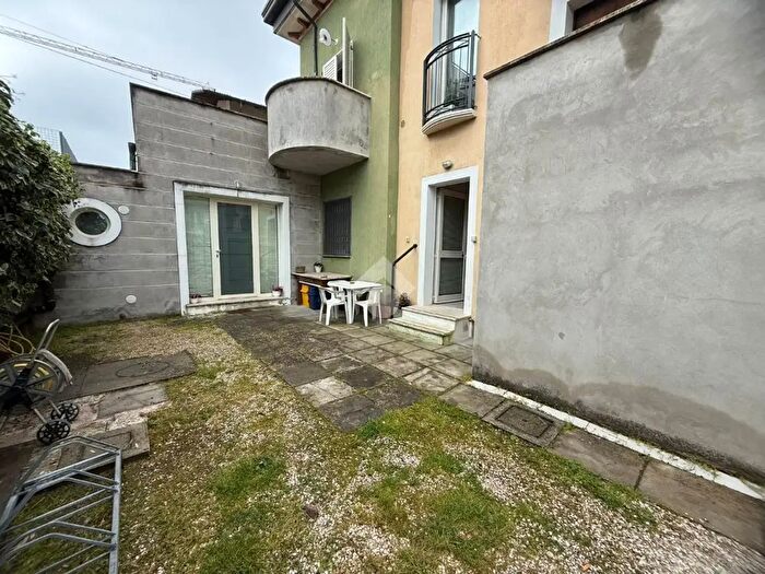 Appartamento trilocale in affitto in Viale Cavalcanti, Riccione