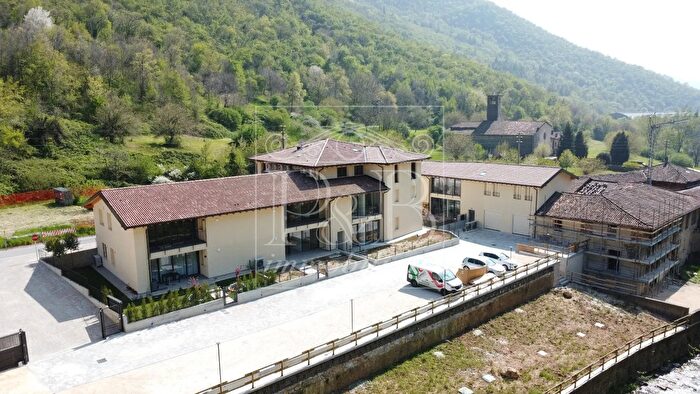 Appartamento quadrilocale in vendita in Via Pieve Vecchia, Nave