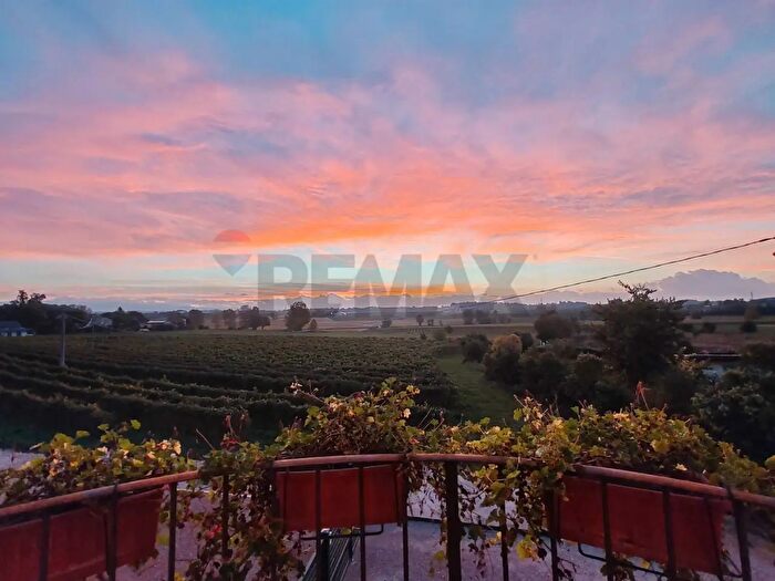 Casa quadrilocale in vendita in Castelnuovo Del Garda