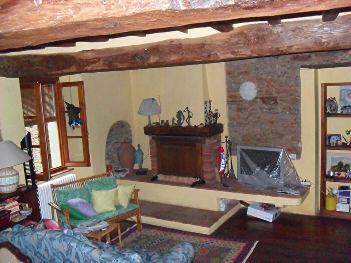 Casa trilocale in vendita in Stazzema