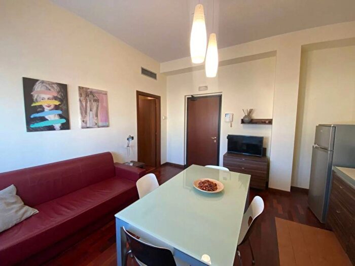 Appartamento bilocale in affitto in Via Gargano, Corvetto, Milano