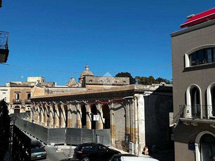 Appartamento quadrilocale in affitto in VIA REGINA ELENA, Francavilla Fontana