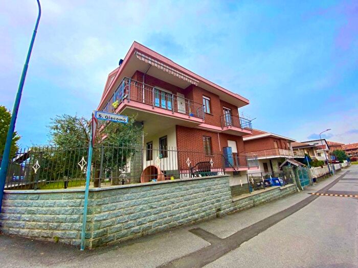 Appartamento bilocale in affitto in Via San Giacomo, Centro, La Loggia