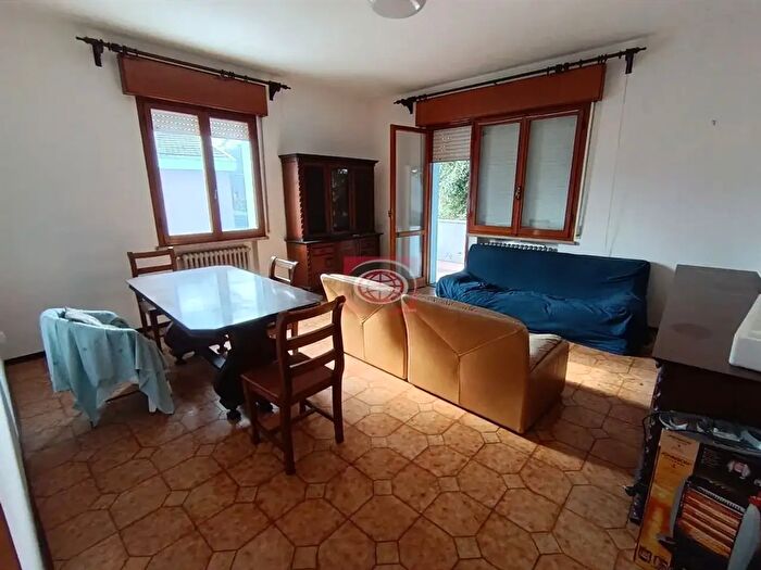 Appartamento con 5 locali in vendita in Cesena