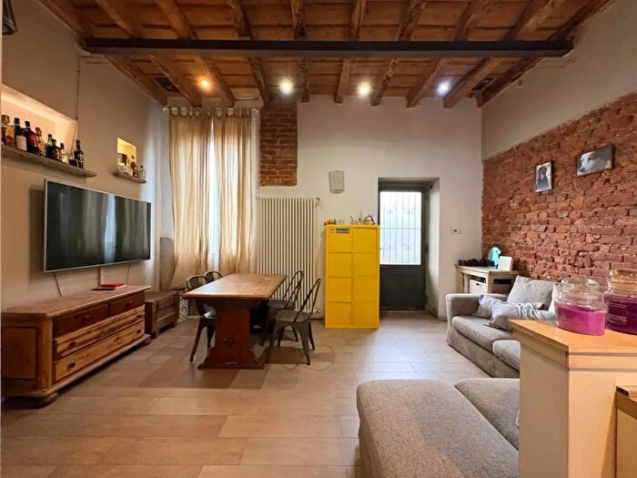 Casa trilocale in vendita in Cascina Tangola Snc, Robecco Sul Naviglio