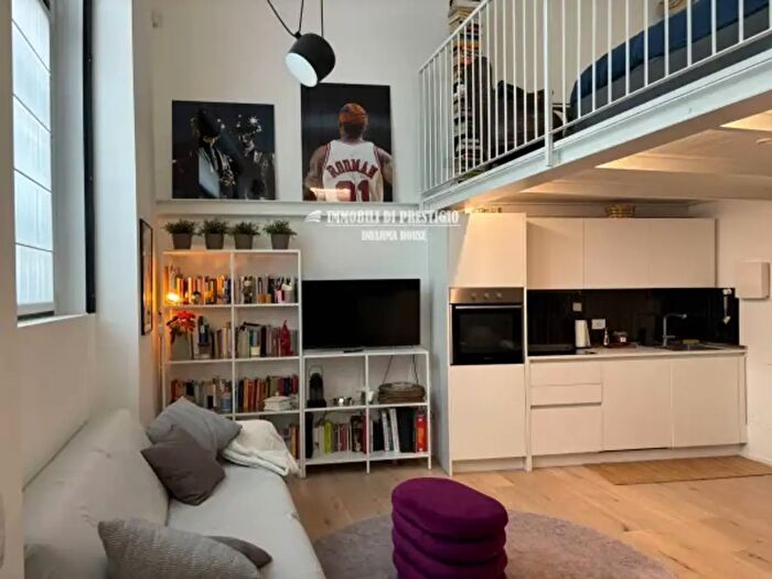 Appartamento monolocale in vendita in Via Monviso, Milano