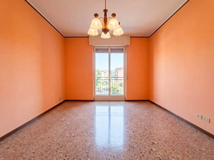 Appartamento trilocale in vendita in Via Po, Cormano