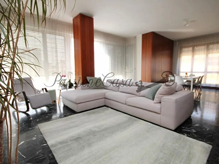 Appartamento quadrilocale in vendita in Corso Milano, Vigevano