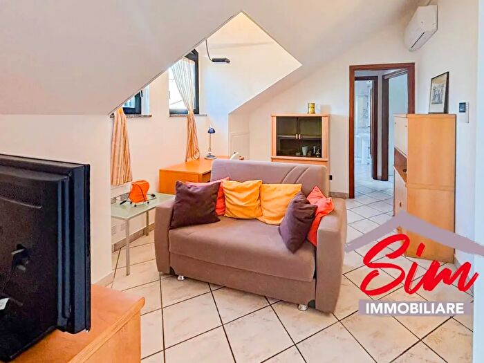 Appartamento bilocale in affitto in Via Curtatone Sn, Novara