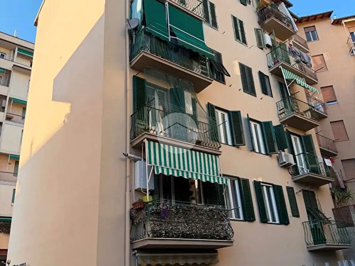 Appartamento quadrilocale in vendita in Via Giovanni Targioni Tozzetti, Firenze