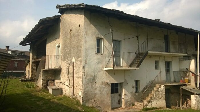 Casa trilocale in vendita in Via Sant Antonio di Torriana, Barge