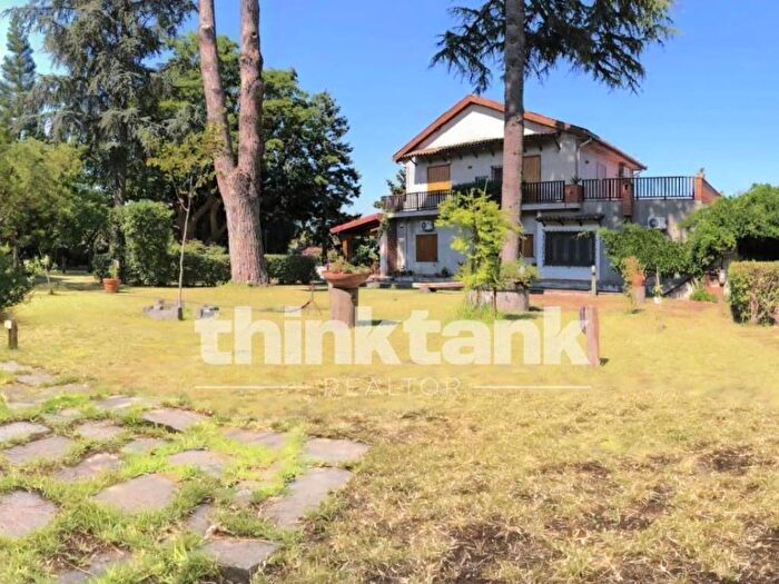 Casa con 6 locali in affitto in Strada Provinciale, Centro, Riposto