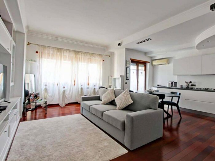 Appartamento bilocale in affitto in Esquilino, Roma