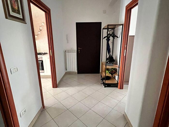 Appartamento bilocale in affitto in Via Bernardo Cavallino, Rione Alto, Napoli