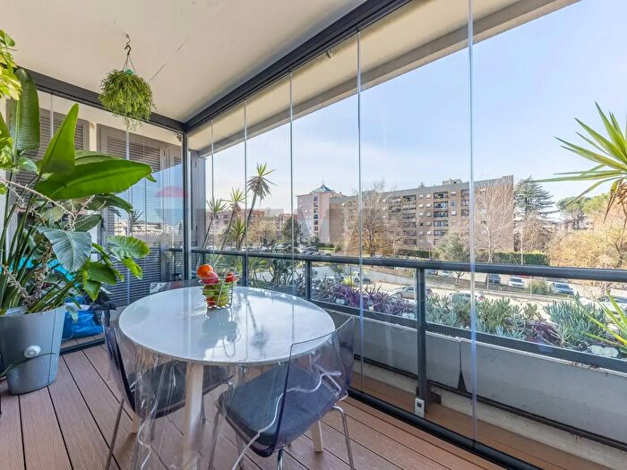 Appartamento trilocale in vendita in Via Monte Grimano, Roma