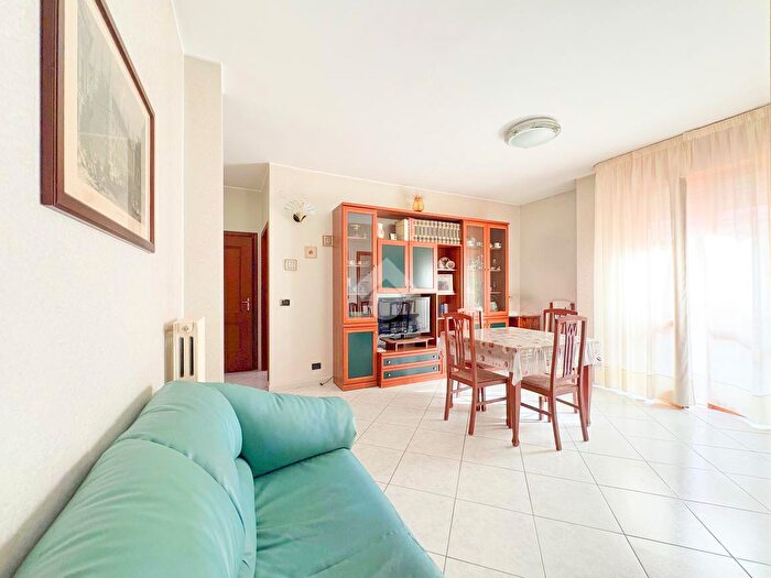 Appartamento quadrilocale in vendita in Via Troia, San Severo