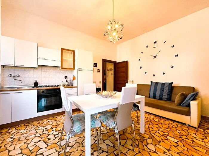 Appartamento trilocale in affitto in Pisa