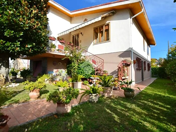 Casa con 5 locali in vendita in Via Cima da Conegliano, San Dona' Di Piave