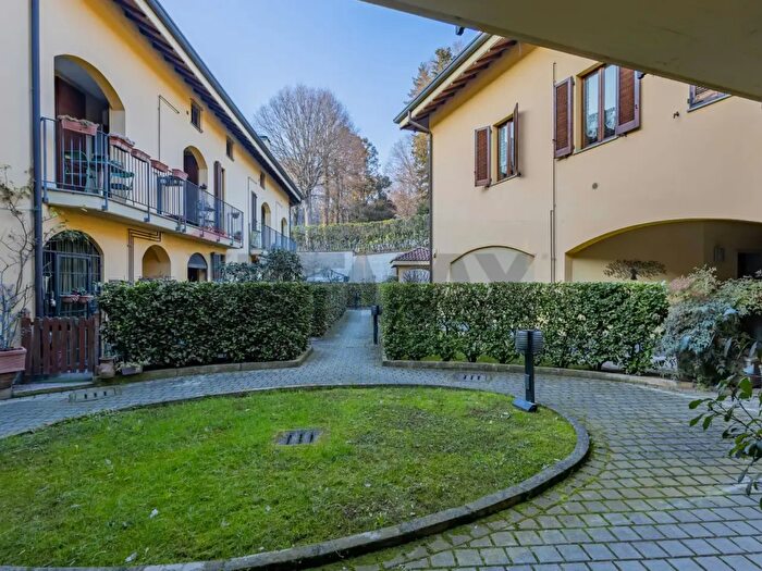 Appartamento monolocale in affitto in Arcore